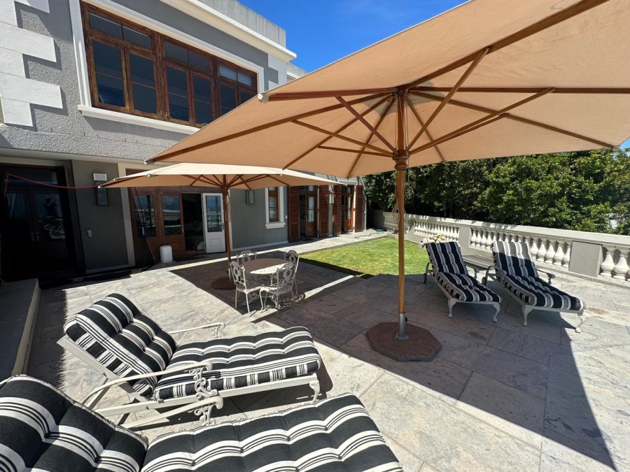 To Let 4 Bedroom Property for Rent in Fresnaye Western Cape